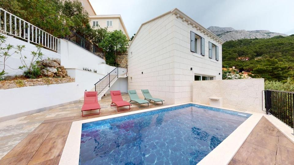 Gemütliche Villa mit Pool Brela Exterior foto